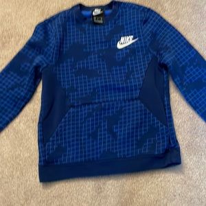 Nike sweatshirt